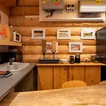 Standard 2 - Private Bathroom - Heiti Gsteig